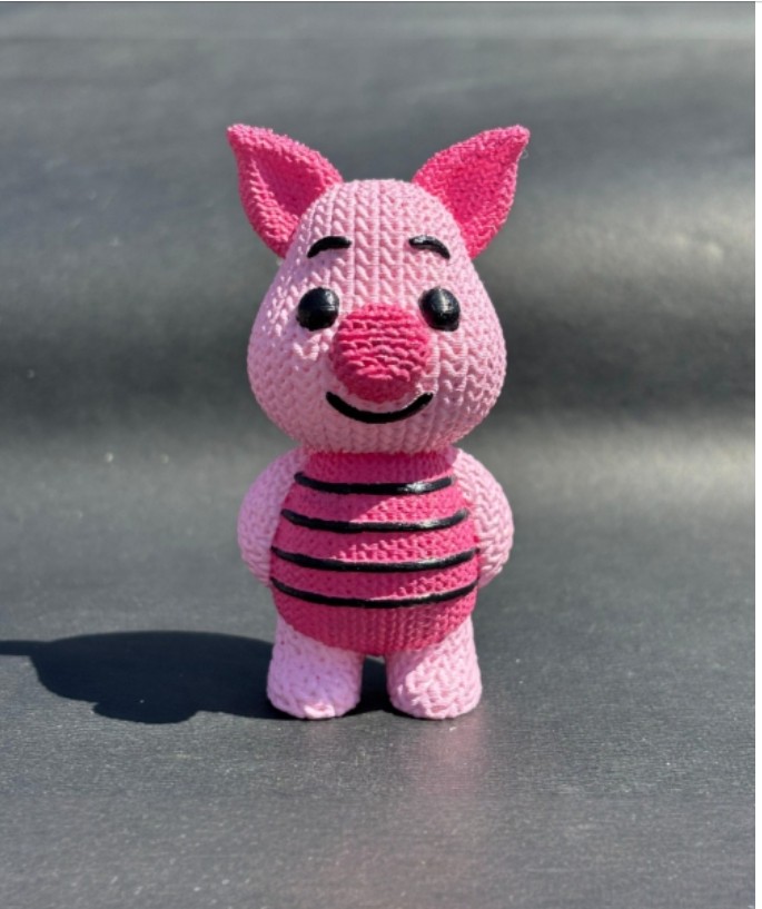  1000 Adet - Örgü Görünümlü Piglet Anahtarlık